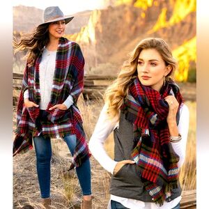 Grace & Lace Pocket Poncho